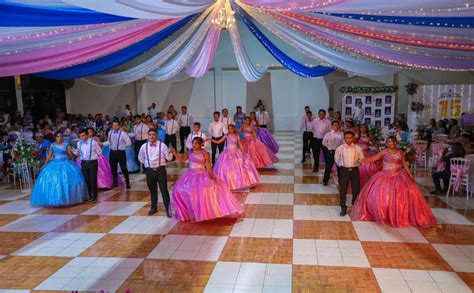 Celebran Con Regocijo A Quincea Eras De Tulum