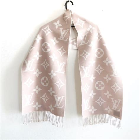 Louis Vuitton Louis Vuitton scarf | Grailed