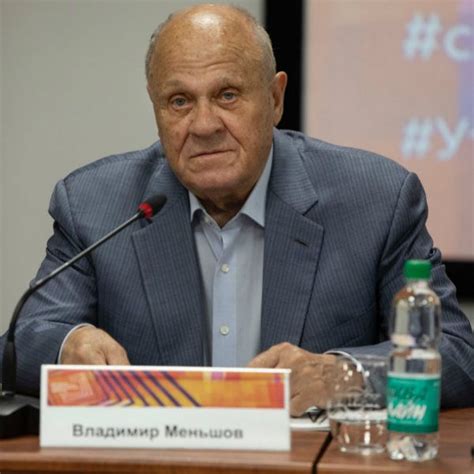 Внуки Владимира Меньшова помогают ему решить, какие сериалы смотреть по ...