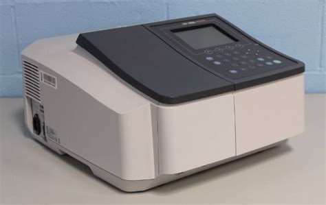 Spectrometer Shimadzu Uv Spectrophotometer Rs Number Id