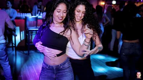 Liran And Daniela Two Girls Social Sensual Bachata Dance [hasta