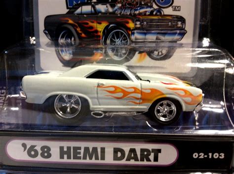 Muscle Machines 1968 Dodge Dart Hemi 1 64 Diecast 68 Dart White Flames 4687573433