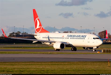 TC JHZ Turkish Airlines Boeing 737 8F2 WL Photo By Tobias Green ID