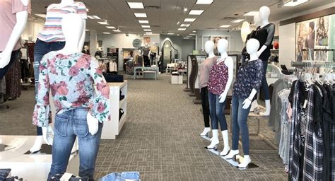 Maurices-B46 | Algonquin Commons