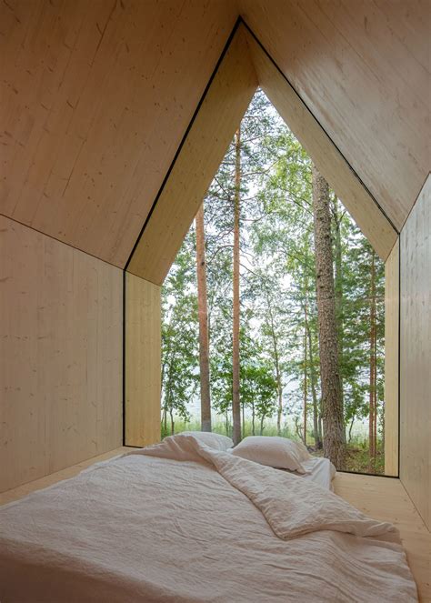 Fourteen Homes Where Exposed Cross Laminated Timber Creates Cosy