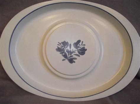 Pfaltzgraff Yorktowne Cheese And Cracker Tray With Dome Cloche Usa Ebay