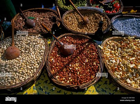 Dried Nut Seller Hi Res Stock Photography And Images Alamy