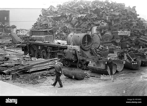 Loco Scrapyard Hi Res Stock Photography And Images Alamy
