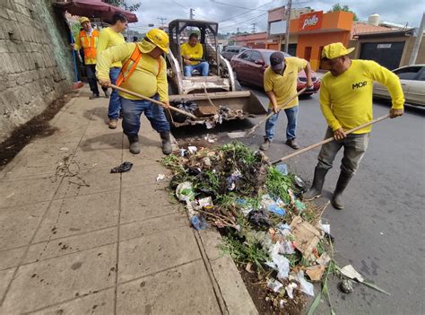 Limpian Tragantes Y Cunetas Para Evitar Inundaciones En La Ciudad De