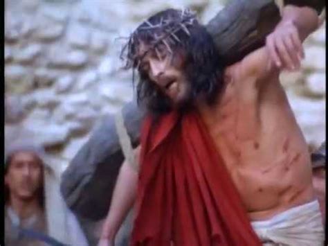 Jesus of Nazareth Crucifixion - YouTube