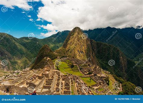 Sunrise On Machu Picchu The Lost City Of Inca Stock Photo Image Of