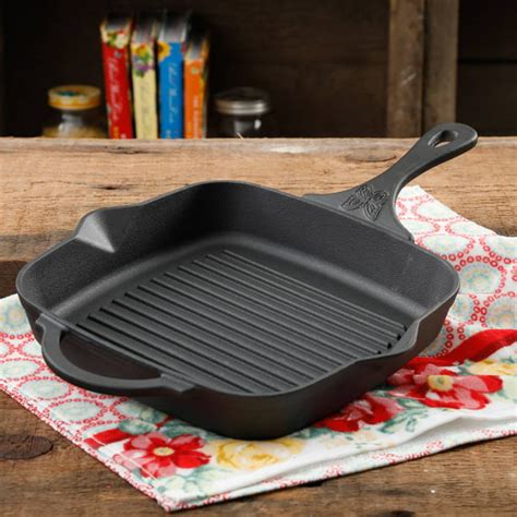 The Pioneer Woman Timeless Pre Seasoned Plus 1025 Cast Iron Grill Pan