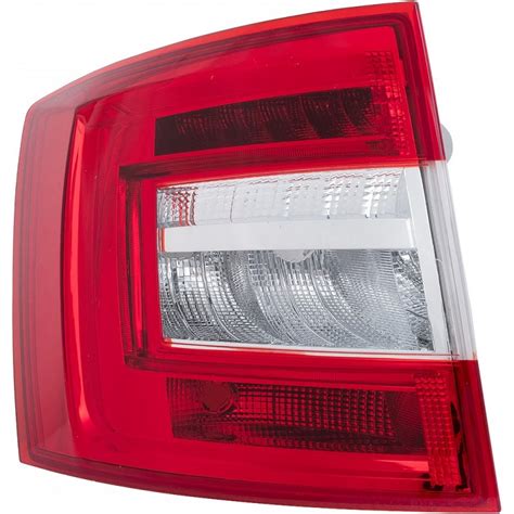 FEU ARRIERE GAUCHE POUR SKODA OCTAVIA KOMBI 17 20 LED AUTODC