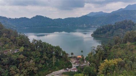 Telaga Ngebel Dan Tempat Wisata Di Ponorogo Yang Lagi Hits Buat