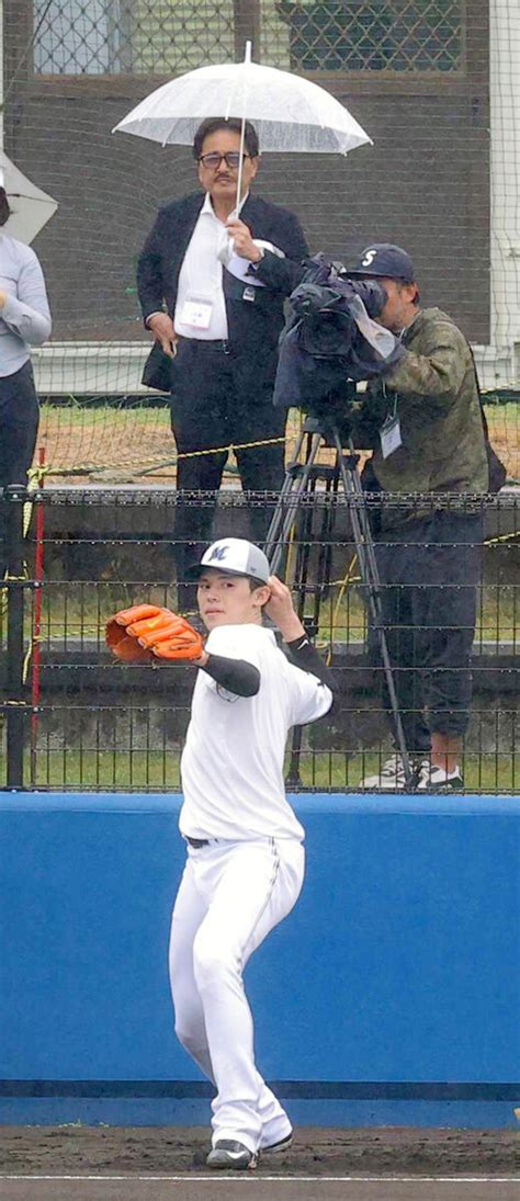 【画像】【ロッテ】メジャーの“佐々木朗希詣で”が止まらない フィリーズに続き2球団目が石垣島へ視察 ライブドアニュース