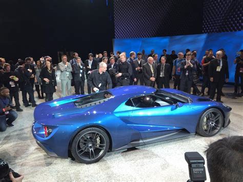 2015 Naias