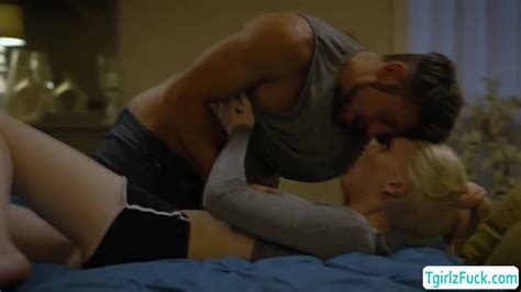 Tall Shemale Izzy Wilde Anal Barebacked AShemaletube