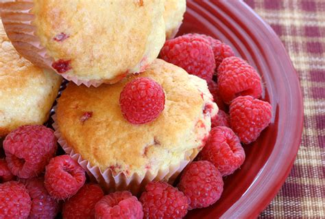 Muffins Aux Framboises Et La Noix De Coco