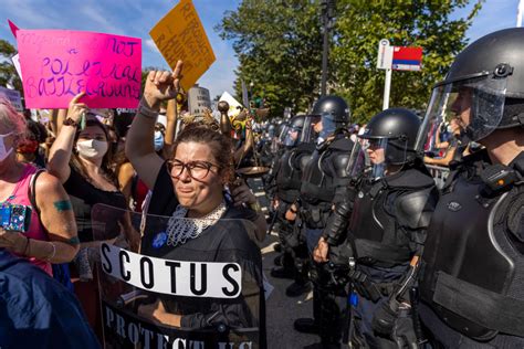 U.S. Capitol Riots Trial: Rioter Guy Reffitt Guilty, Proud Boys Leader ...