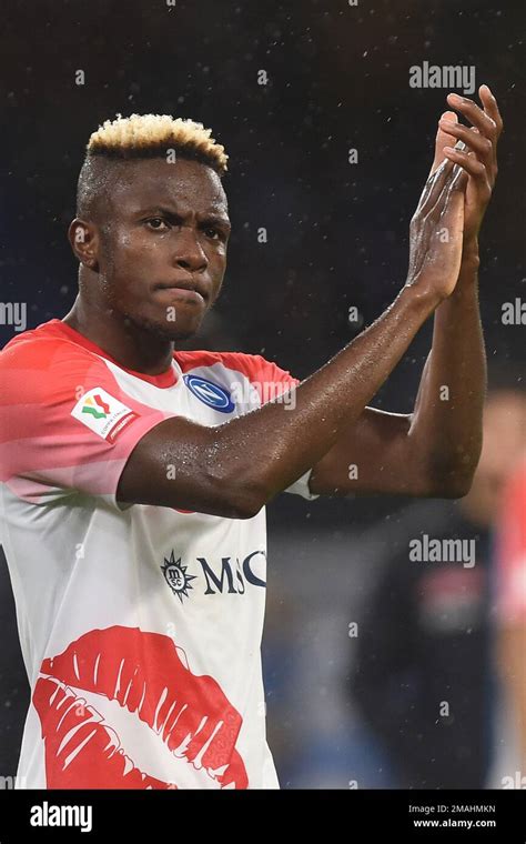 Napoli Italia Jan Victor Osimhen Della Ssc Napoli Applaude