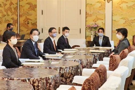 コロナ対策の特措法等改正案／政府与野党協議会で罰則導入に反対を表明 塩川てつや