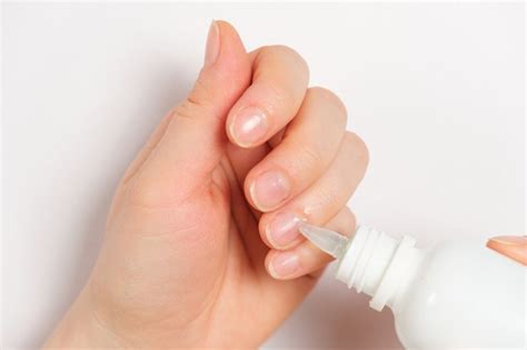 How To Use Cuticle Remover Tool Step By Step Guide