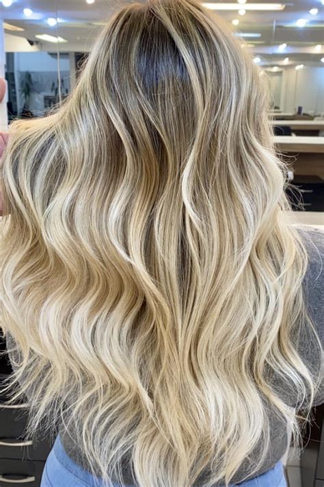 20 Vanilla Blonde Hair Color Ideas That Will Make You Look Like A