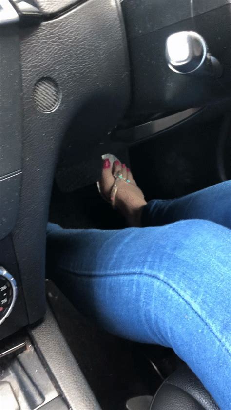 Pedi Kink Thong Sandals Driving