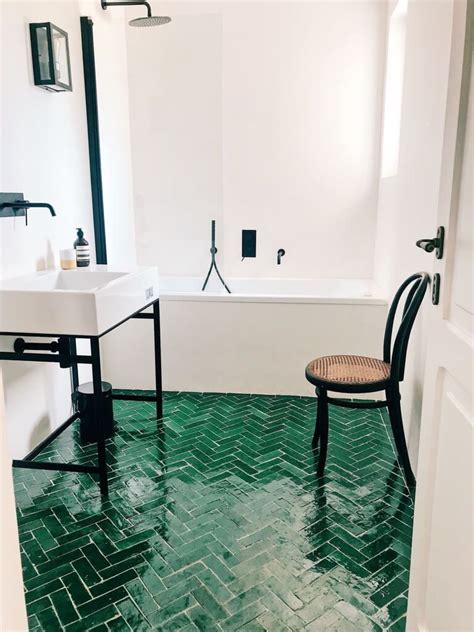 Green Bathroom Tiles Floor