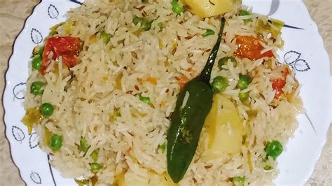 Matar Aloo Pulao Recipe How To Make Matar Aloo Pulao