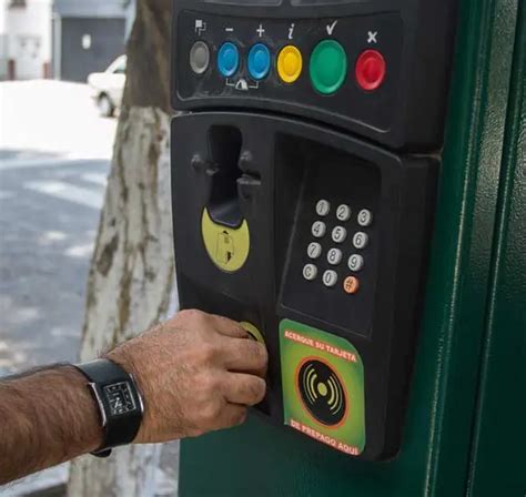 Suspenden Cobro De Parqu Metros Por Ser D A Feriado Actitudfem