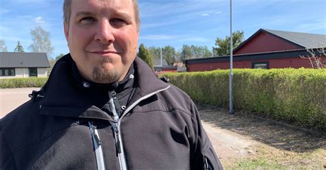 Höga Häckar Ska Anmälas Snabbare I Hallstahammar För Att Undvika