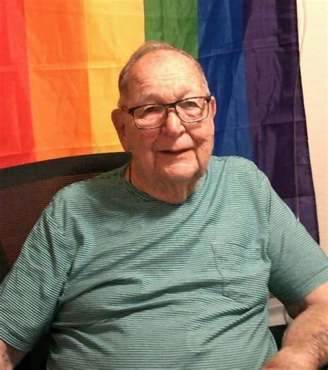 Idoso Assume Sua Verdadeira Identidade Aos 91 Anos E Encontra O Amor Sou Gay E Livre
