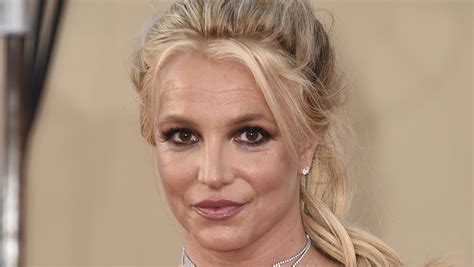 Britney Spears Announces She S Suffered Miscarriage We Have Lost Our