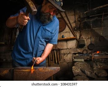 1,088 Blacksmith Bend Images, Stock Photos & Vectors | Shutterstock