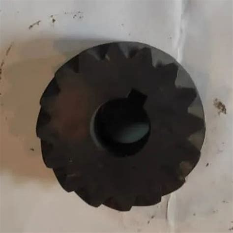 Round Heavy Vehicle Mild Steel Helical Gear For Industrial At Rs 500