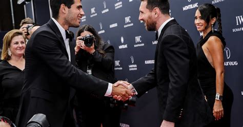 Encuentro De Dos N1 Messi Y Alcaraz Se Saludaron En Los Laureus