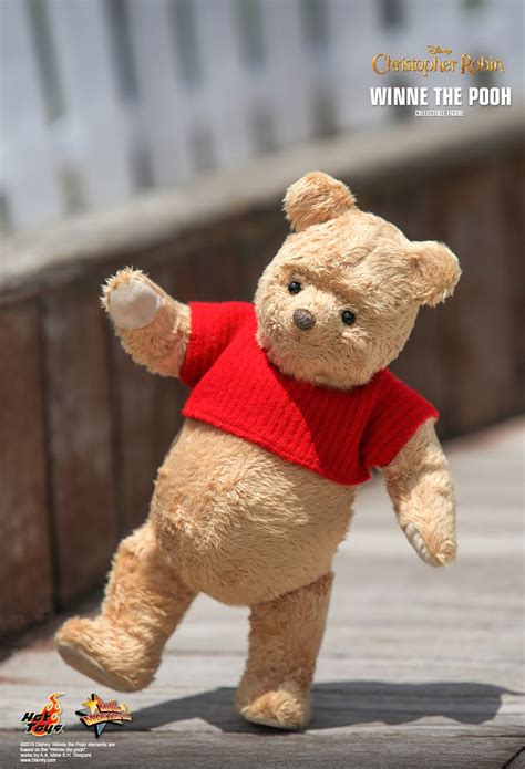 JualHotToys Hot Toys Winnie The Pooh From Christopher Robin MMS502