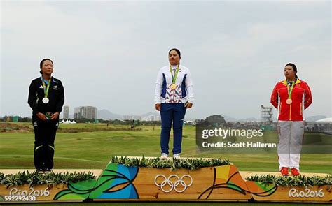 Lydia Ko Medal Photos and Premium High Res Pictures - Getty Images