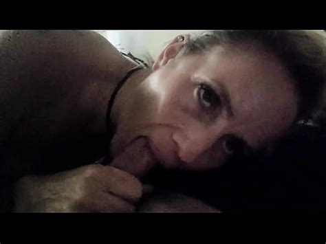 El Marido Me Deja Chupar A Sus Amigos XVIDEOS