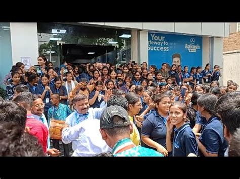 Neet Result Celebration In Aakash Bhagalpur Superb Dance By Students