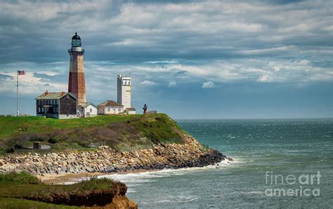 Montauk Point Lighthouse National Historic Monument Photograph By Peter