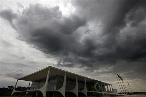 MPF pede abertura de investigação sobre apagão de documentos em