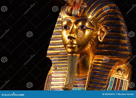 Replica of Tutankhamun`s Mask Editorial Image - Image of death, mummy ...