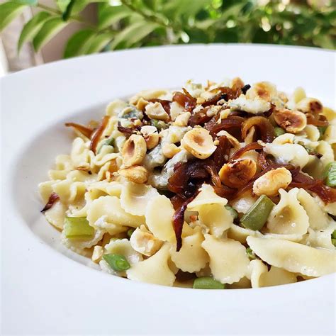 Gorgonzola Green Beans Caramelised Onion Pasta From