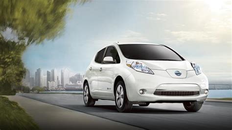 Video New Nissan LEAF Teased With Improved Aerodynamic Design