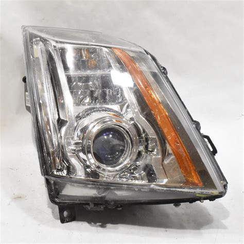 Cadillac Cts Right Passenger Headlight Xenon Hid Damaged