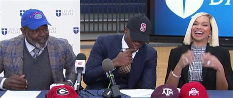 Emmitt Smith's son E.J. chooses Stanford over Florida