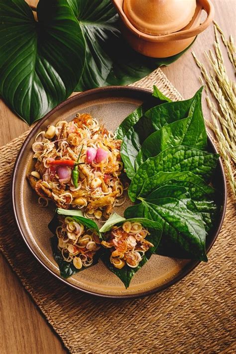 Vietnamese Vermicelli Noodle Bowl With Lemongrass Chicken Artofit