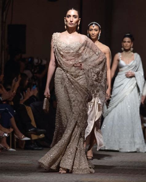 Tarun Tahiliani Unveils His Bridal Collection The Painterly Dream Shaadiwish